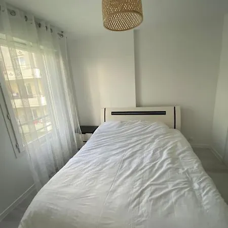 Apartment A 1 Minute Du Stade De France *