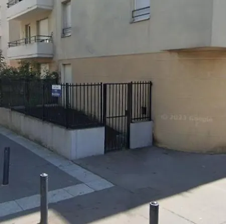 Chaleureux T3 Aux Pieds Du Stade De France *